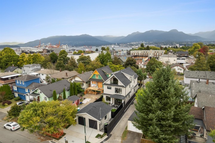 Photo 37 at 2 - 2256 E Pender Street, Hastings, Vancouver East