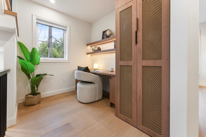 Photo 15 at 2 - 2256 E Pender Street, Hastings, Vancouver East
