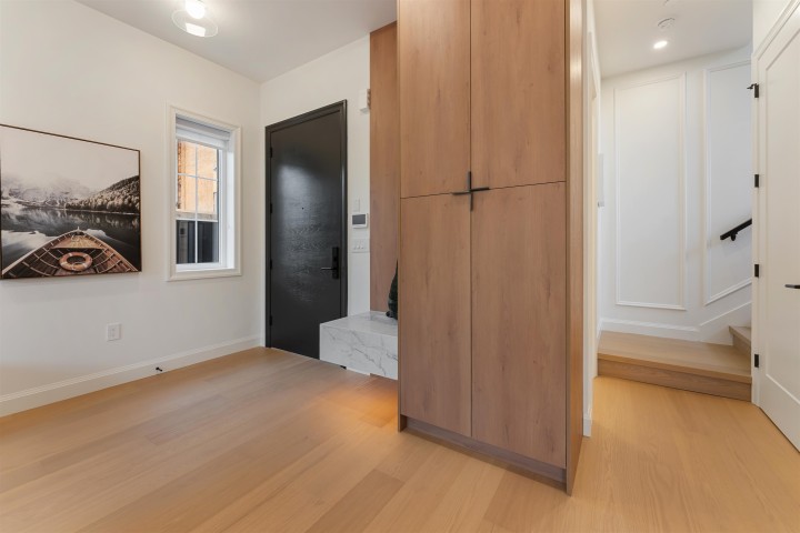 Photo 4 at 2 - 2256 E Pender Street, Hastings, Vancouver East