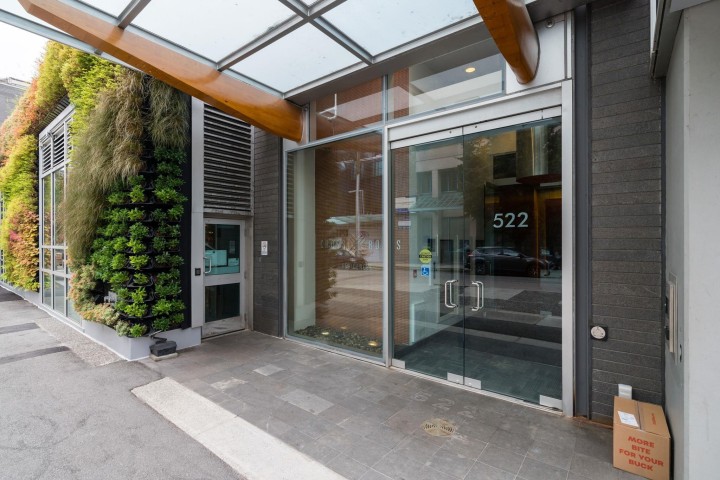 Photo 3 at 205 - 522 8th Avenue, Fairview VW, Vancouver West