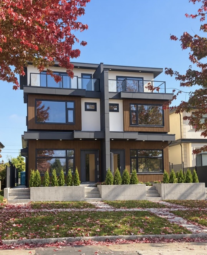 Photo 1 at 6720 Vivian Street, Killarney VE, Vancouver East
