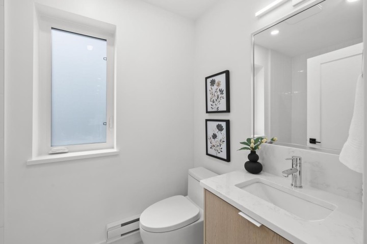 Photo 18 at 102 - 2137 E Pender Street, Hastings, Vancouver East