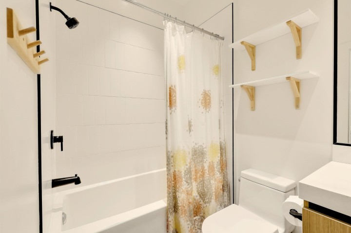 Photo 7 at 604 - 2235 E Broadway, Grandview Woodland, Vancouver East