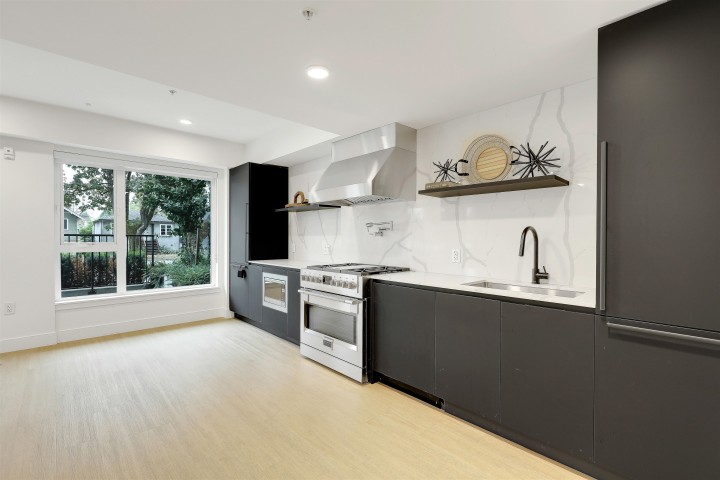Photo 34 at 604 - 2235 E Broadway, Grandview Woodland, Vancouver East