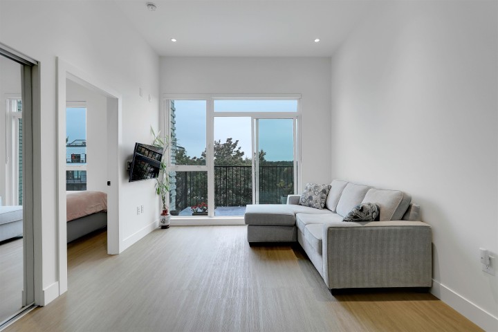 Photo 15 at 604 - 2235 E Broadway, Grandview Woodland, Vancouver East
