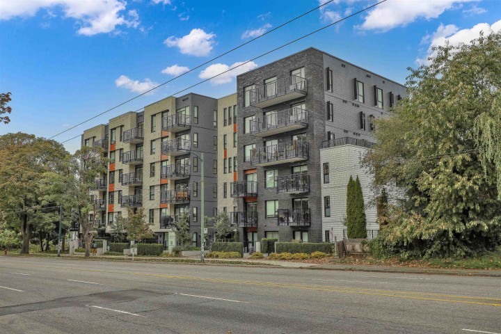 Photo 39 at 604 - 2235 E Broadway, Grandview Woodland, Vancouver East