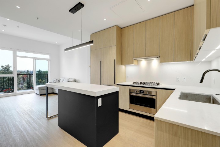 Photo 8 at 604 - 2235 E Broadway, Grandview Woodland, Vancouver East