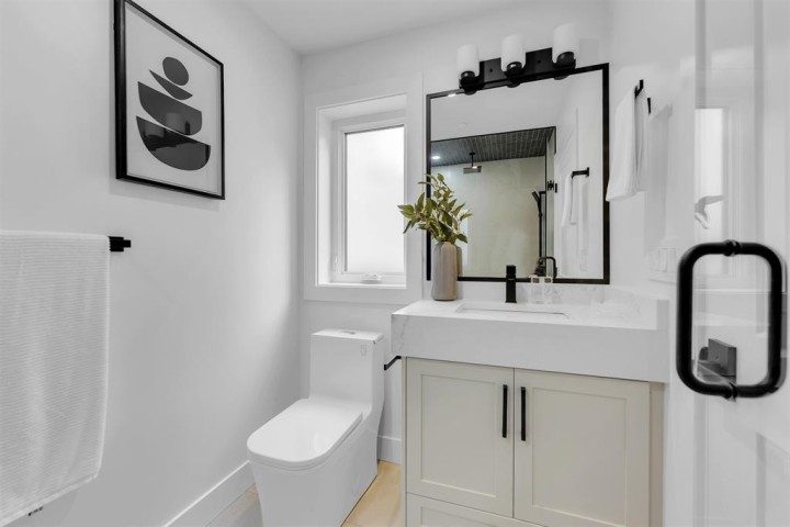 Photo 30 at 1 - 2888 E 6th Ave Avenue, Renfrew VE, Vancouver East
