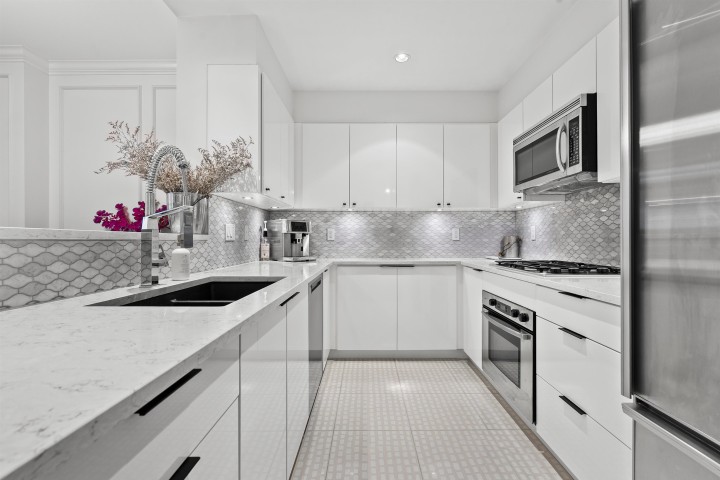 Photo 13 at 493 Broughton Street, Coal Harbour, Vancouver West