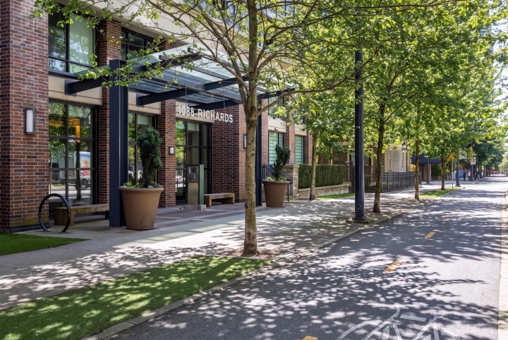 Photo 28 at 410 - 1088 Richards Street, Yaletown, Vancouver West