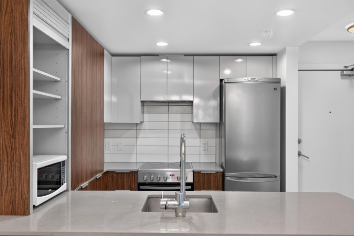 Photo 5 at 410 - 1088 Richards Street, Yaletown, Vancouver West