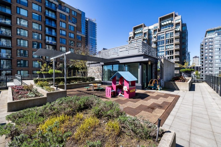Photo 25 at 410 - 1088 Richards Street, Yaletown, Vancouver West