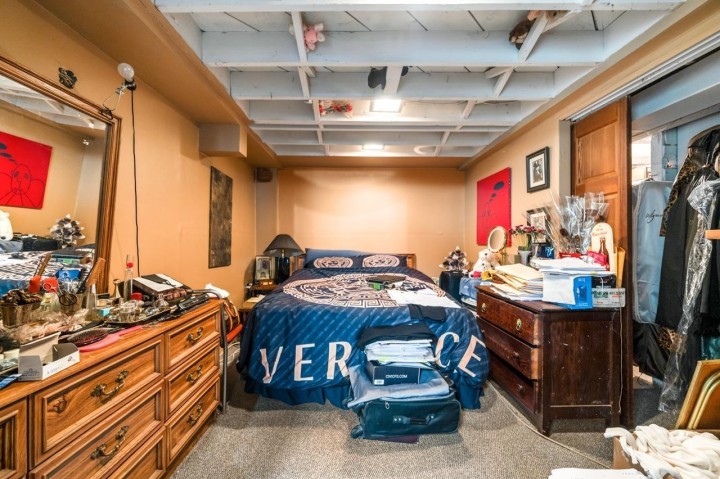 Photo 12 at 2566 Venables Street, Renfrew VE, Vancouver East