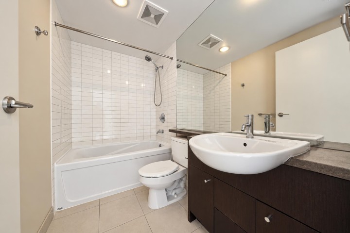 Photo 33 at 514 - 750 W 12th Avenue, Fairview VW, Vancouver West