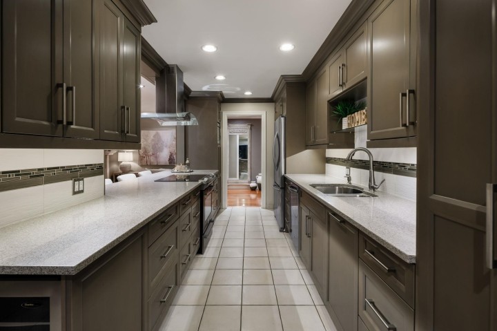 Photo 29 at 14 - 2246 Folkestone Way, Panorama Village, West Vancouver