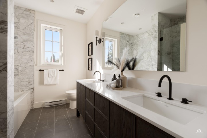Photo 2 at 3 - 1311 W 57th Avenue, South Granville, Vancouver West