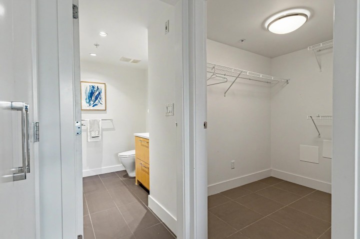 Photo 8 at 207 - 1680 W 4th Avenue, False Creek, Vancouver West