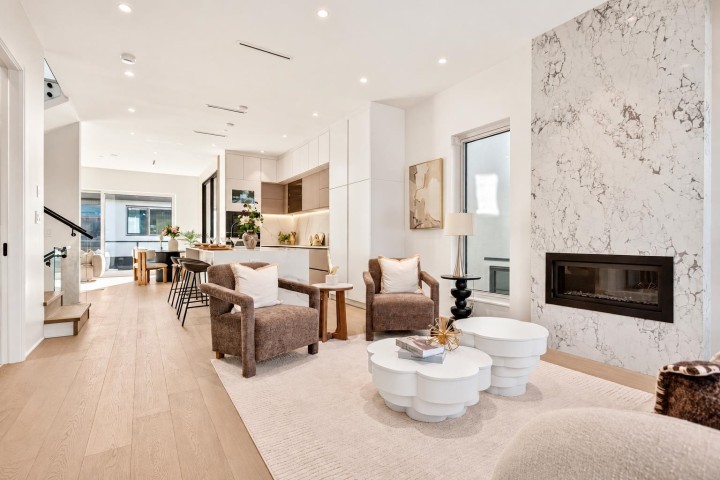 Photo 6 at 3930 W 33rd Avenue, Dunbar, Vancouver West