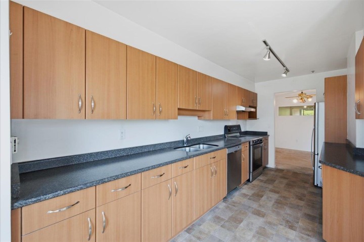 Photo 13 at 303 - 2250 Se Marine Drive, South Marine, Vancouver East