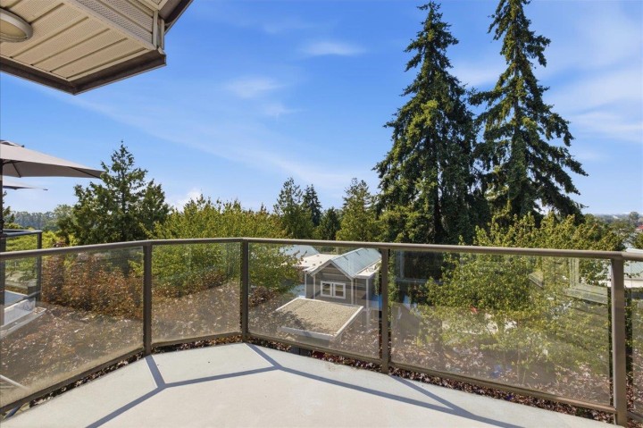 Photo 16 at 303 - 2250 Se Marine Drive, South Marine, Vancouver East