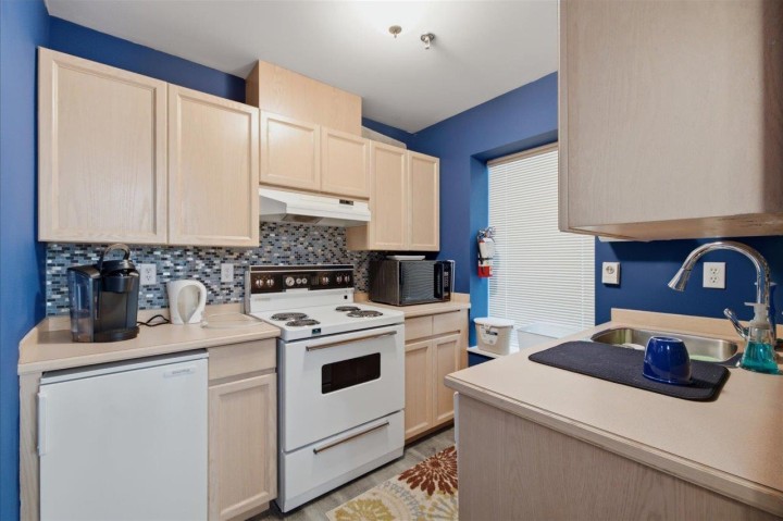 Photo 33 at 303 - 2250 Se Marine Drive, South Marine, Vancouver East