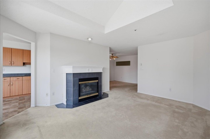 Photo 8 at 303 - 2250 Se Marine Drive, South Marine, Vancouver East