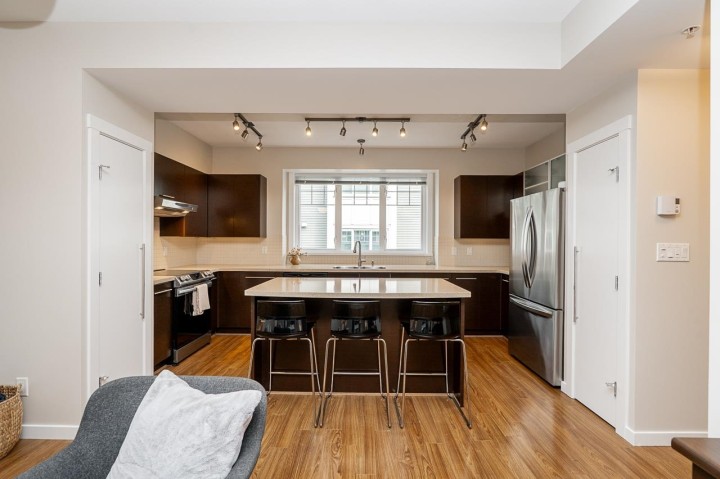 Photo 6 at 3826 Welwyn Street, Victoria VE, Vancouver East