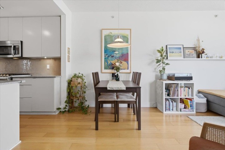 Photo 8 at 512 - 298 E 11th Avenue, Mount Pleasant VE, Vancouver East