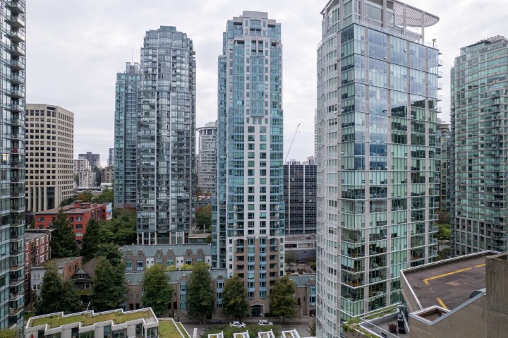 Photo 3 at 1903 - 1238 Melville Street, Coal Harbour, Vancouver West