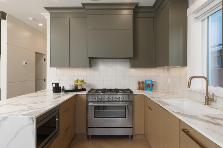 Photo 16 at 2 - 258 E 19 Avenue, Main, Vancouver East