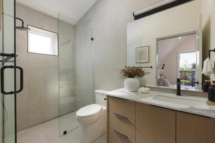 Photo 32 at 2 - 258 E 19 Avenue, Main, Vancouver East