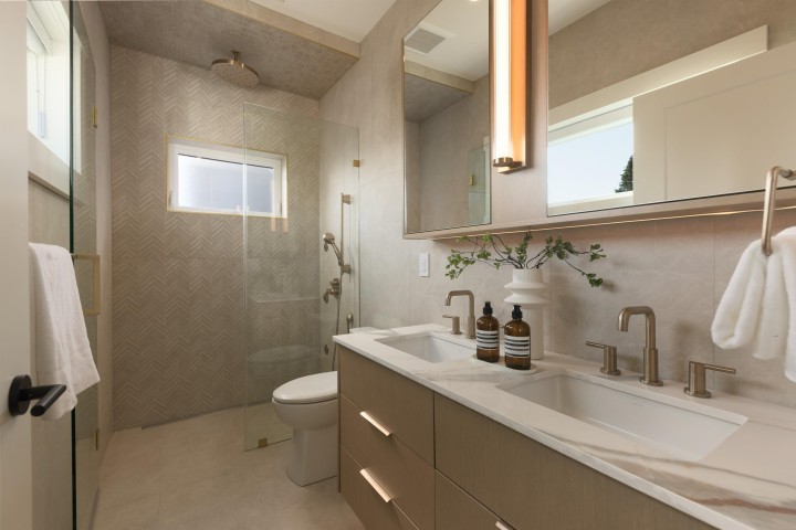 Photo 24 at 2 - 258 E 19 Avenue, Main, Vancouver East