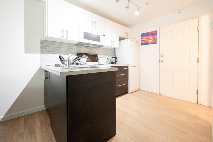 Photo 9 at 104 - 1940 Barclay Street, West End VW, Vancouver West