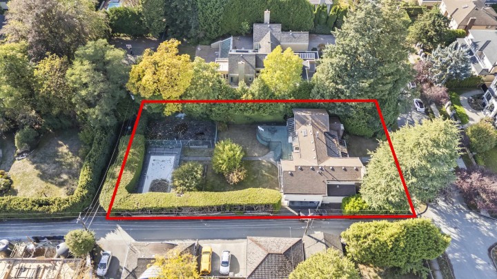 Photo 2 at 1052 W 53rd Avenue, South Granville, Vancouver West