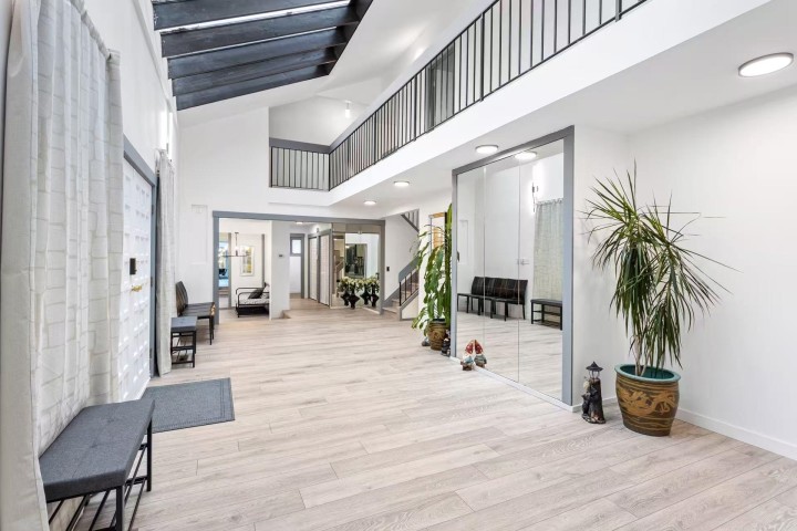 Photo 6 at 1052 W 53rd Avenue, South Granville, Vancouver West