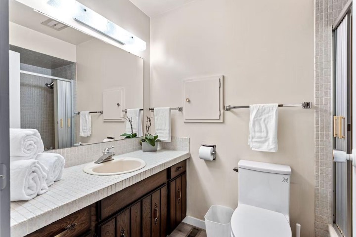 Photo 22 at 1052 W 53rd Avenue, South Granville, Vancouver West