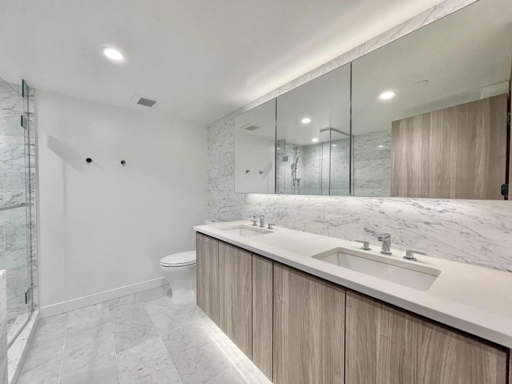 Photo 15 at 909 - 1768 Cook Street, False Creek, Vancouver West