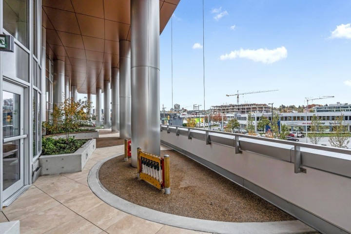 Photo 31 at 909 - 1768 Cook Street, False Creek, Vancouver West