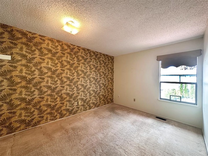 Photo 10 at 20 - 3150 E 58th Avenue, Champlain Heights, Vancouver East