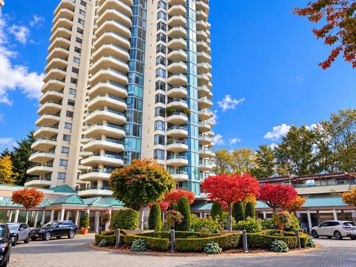 Photo 31 at 16A - 338 Taylor Way, Park Royal, West Vancouver