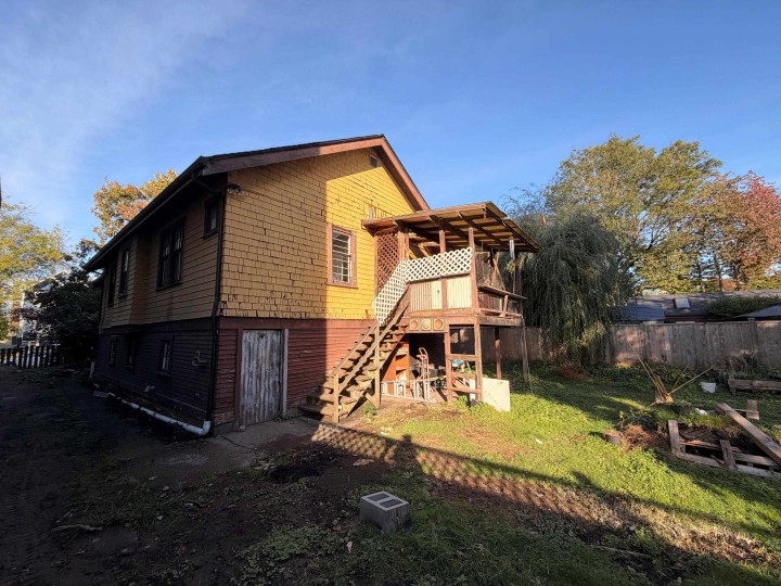 Photo 4 at 1736 Graveley Street, Grandview Woodland, Vancouver East