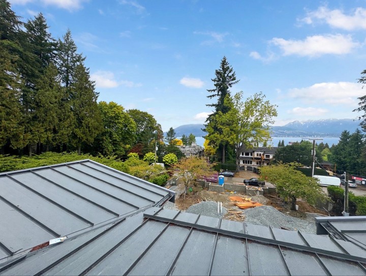 Photo 13 at 4770 Drummond Drive, Point Grey, Vancouver West