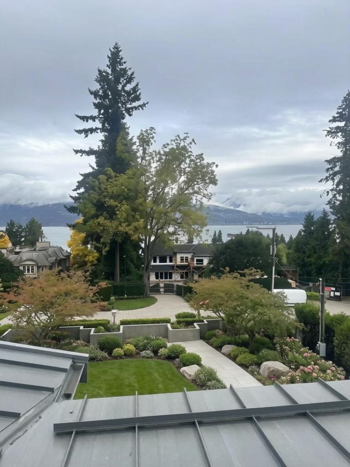 Photo 12 at 4770 Drummond Drive, Point Grey, Vancouver West