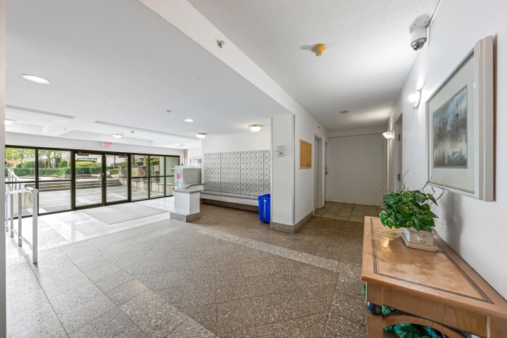 Photo 23 at 1405 - 3489 Ascot Place, Collingwood VE, Vancouver East