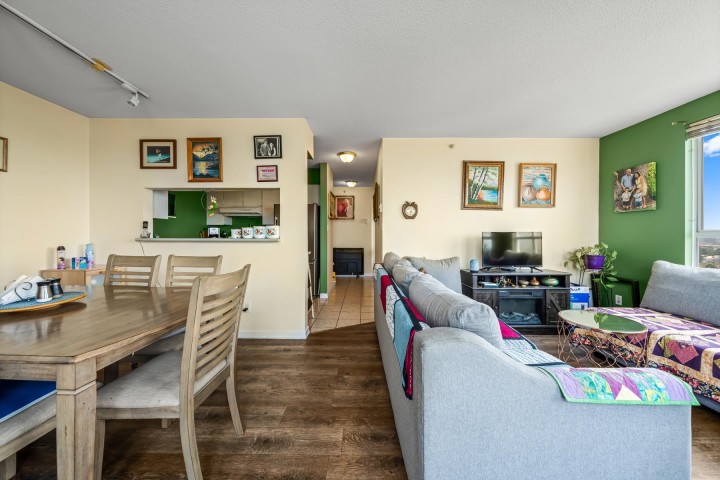 Photo 6 at 1405 - 3489 Ascot Place, Collingwood VE, Vancouver East