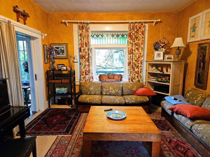 Photo 11 at 1055 E 11th Avenue, Mount Pleasant VE, Vancouver East