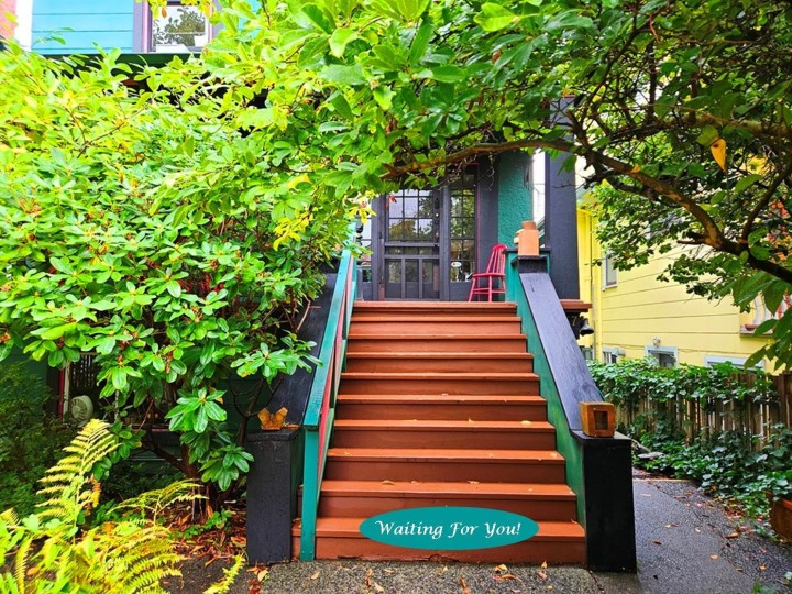 Photo 4 at 1055 E 11th Avenue, Mount Pleasant VE, Vancouver East