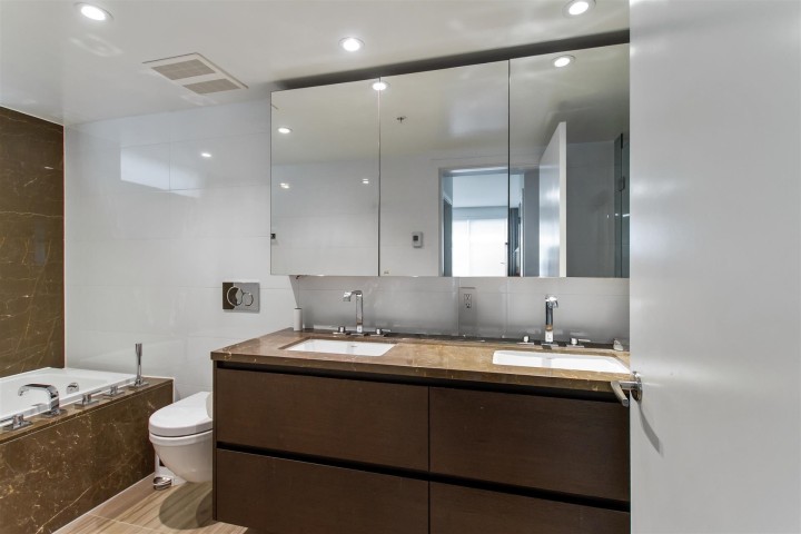 Photo 6 at 603 - 1571 W 57th Avenue, South Granville, Vancouver West