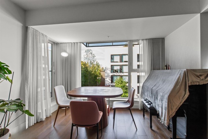 Photo 3 at 603 - 1571 W 57th Avenue, South Granville, Vancouver West