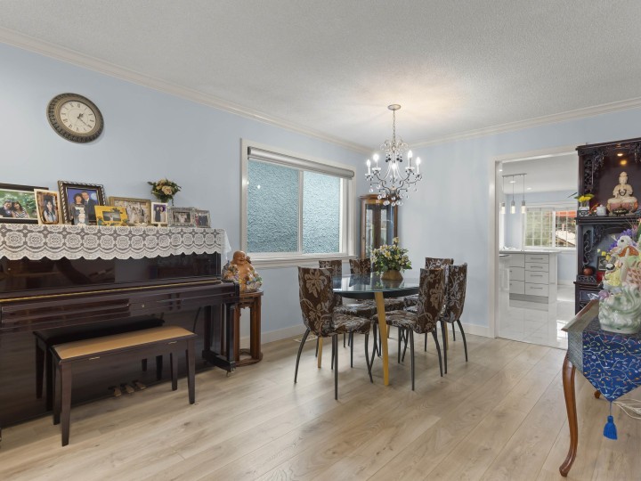 Photo 9 at 1827 E 40th Avenue, Victoria VE, Vancouver East